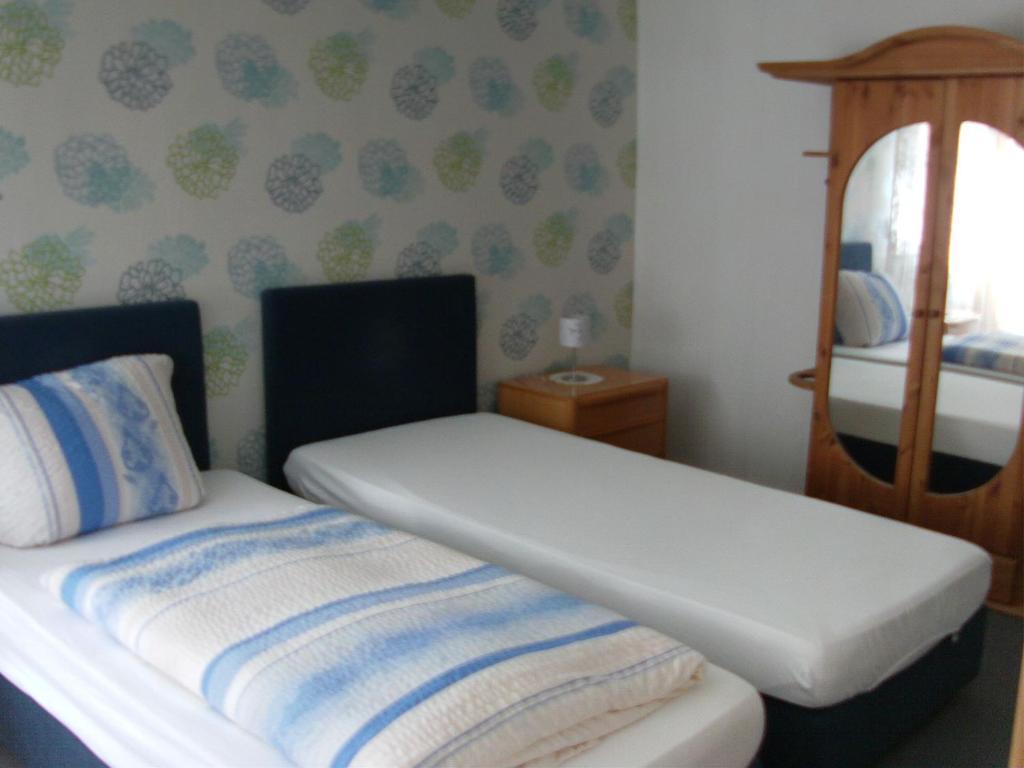 Hotel Martinsklause Meckesheim Phòng bức ảnh